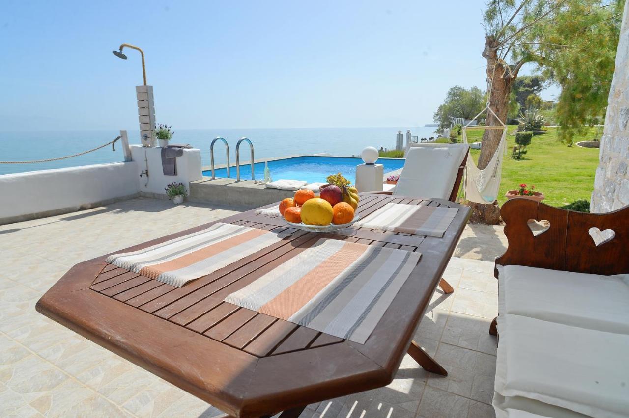 Antorina Beachfront Villas With Private Pools Kamari  Exteriör bild
