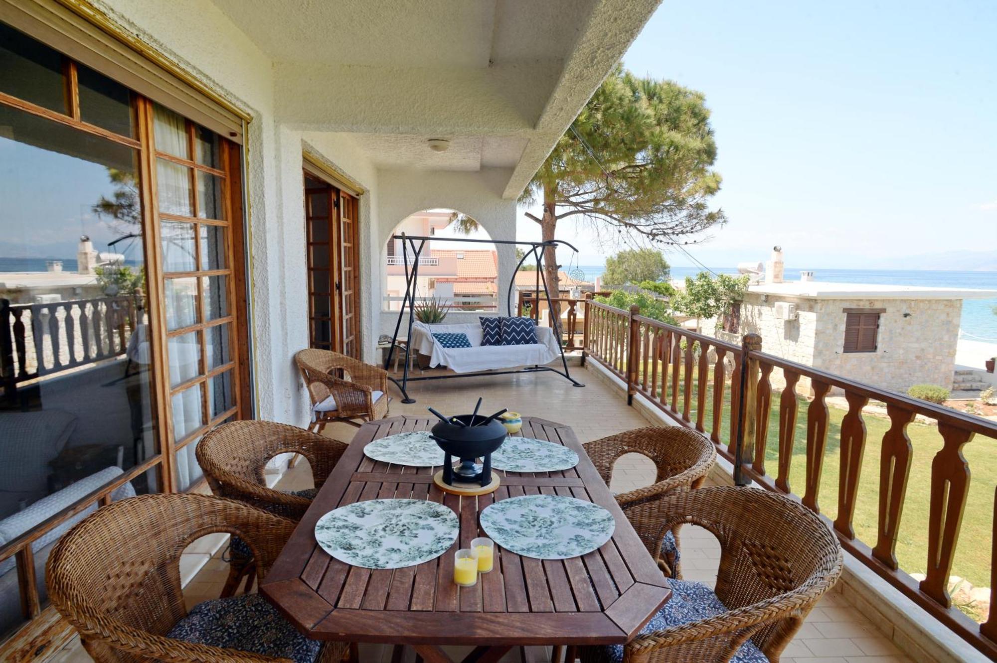 Antorina Beachfront Villas With Private Pools Kamari  Exteriör bild