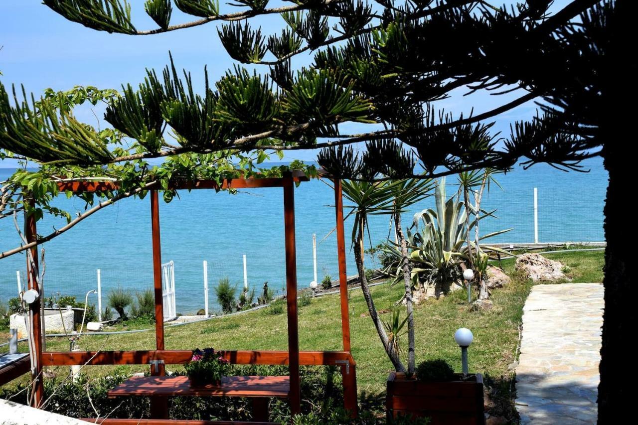 Antorina Beachfront Villas With Private Pools Kamari  Exteriör bild