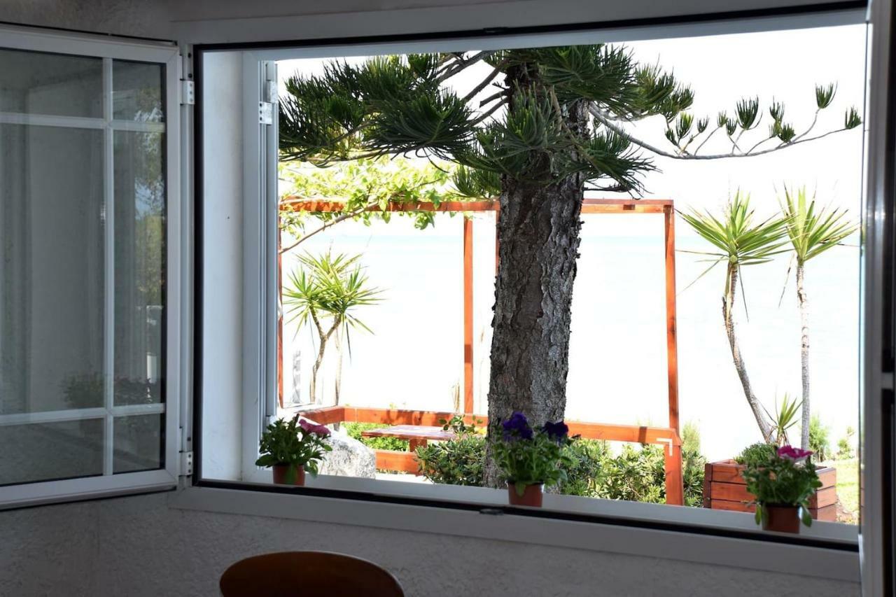 Antorina Beachfront Villas With Private Pools Kamari  Exteriör bild